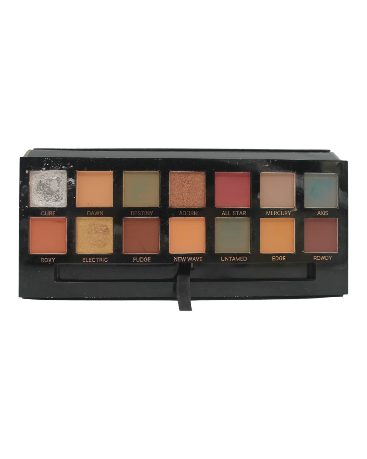 Photoroom-20250205_014245 ايشادو 14 لون من ميس بريتي | Eyeshadow 14 Subculture - الصورة 2