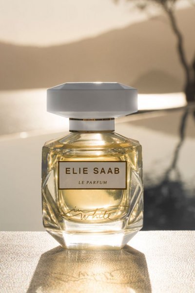 43b09729-c89d-4894-8e46-d1b7250dd1d2 عطر ايلي صعب لي بارفيوم ان وايت او دو بارفيوم | Elie Saab Le Parfum In White Eau de Parfum - الصورة 4