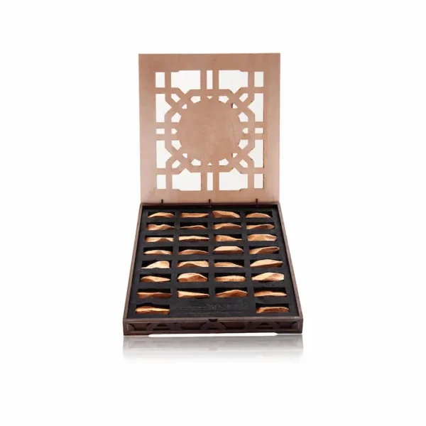 صندوق عود فيتنامي بانافع للعود | Vietnamese Oud Box Banafa for Oud